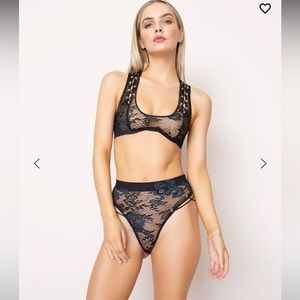 Agent Provocateur Soirée Larsen Set